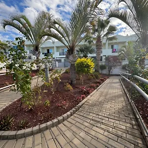 Oasis-family Townhouse Apartment Costa Adeje (Tenerife)
